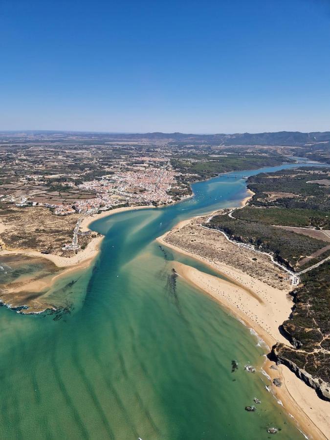 Apartamento Vicentino Vila Nova de Milfontes Eksteriør billede
